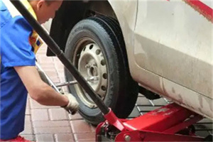 巴彦淖尔市附近拖车24小时服务热线电话